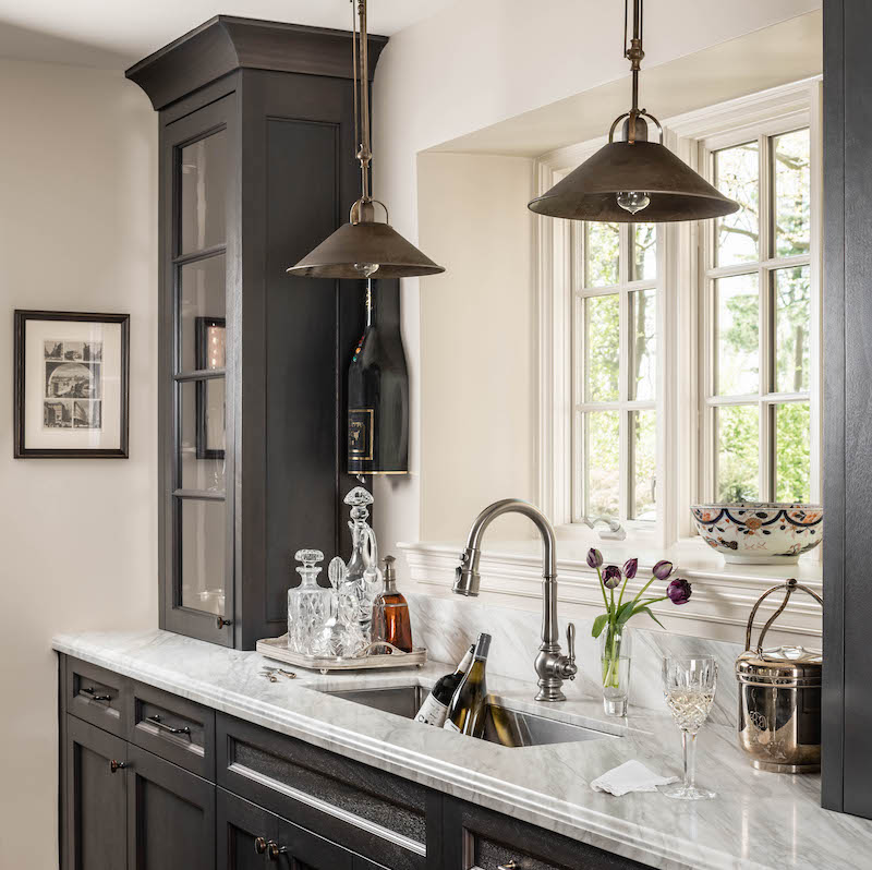 kitchen-interior-design-bar-sink-black-cabinets