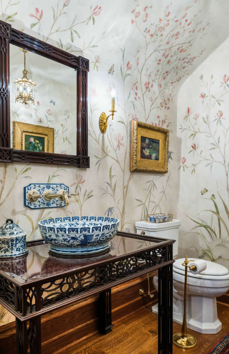bathroom-floral-wallpaper-china-sink