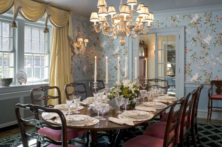 dining-room-floral-wallpaper