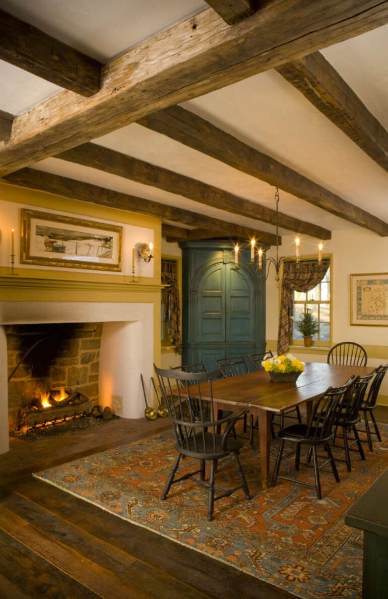 farmhouse-wood-beam-dining-room