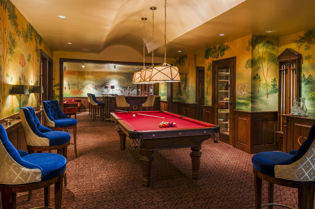 home-pool-hall-mural-walls