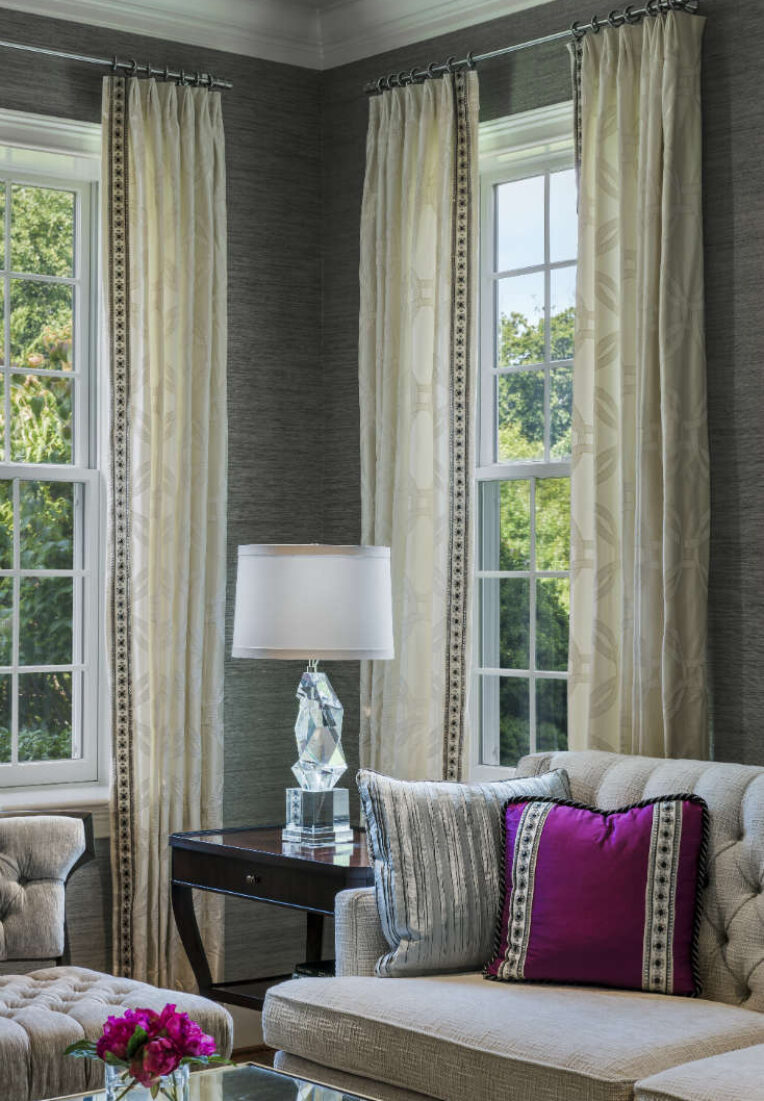 living-room-corner-detail-pillows