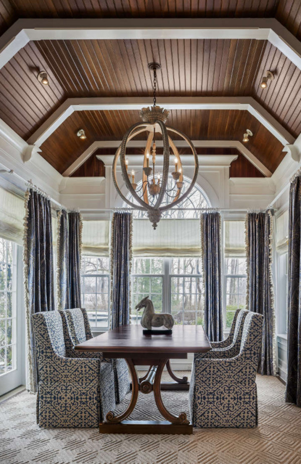 newtown-square-clifton-dining-table