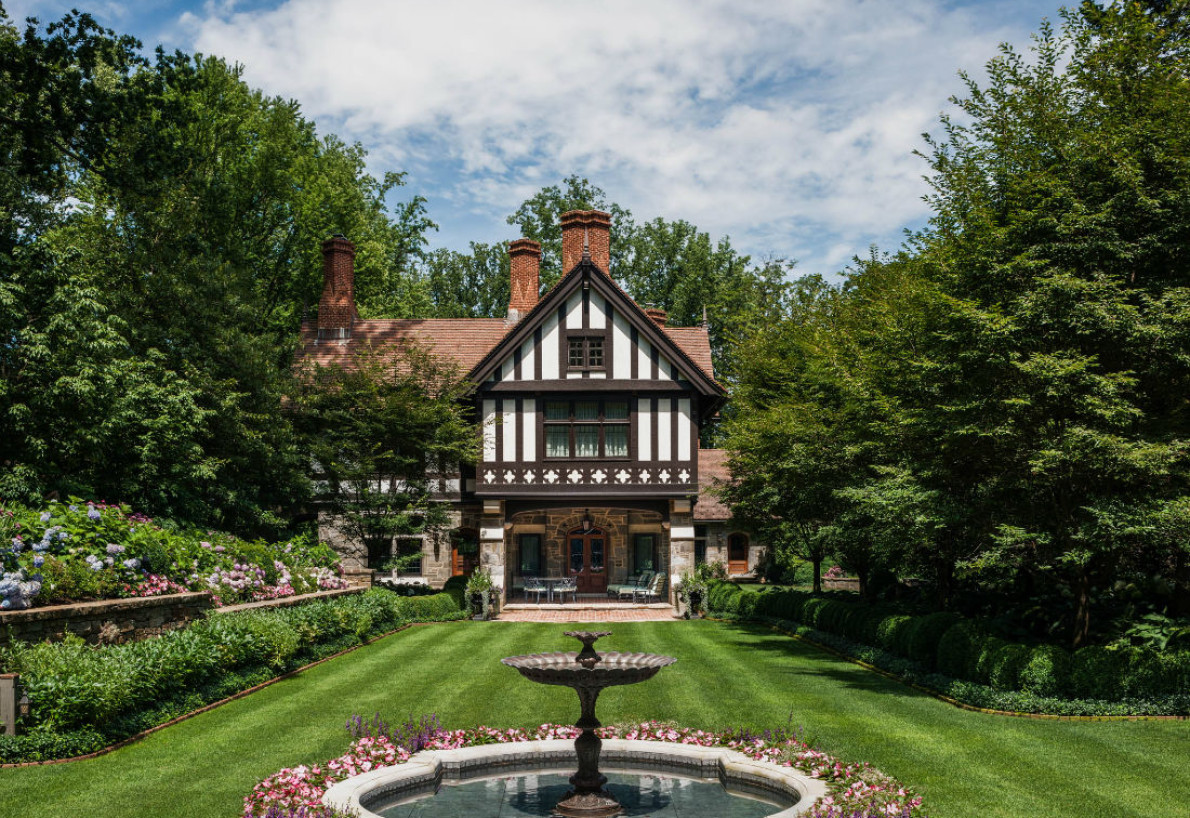 Philadelphia Main Line Architecture: Respect Tradition while Staying Updated