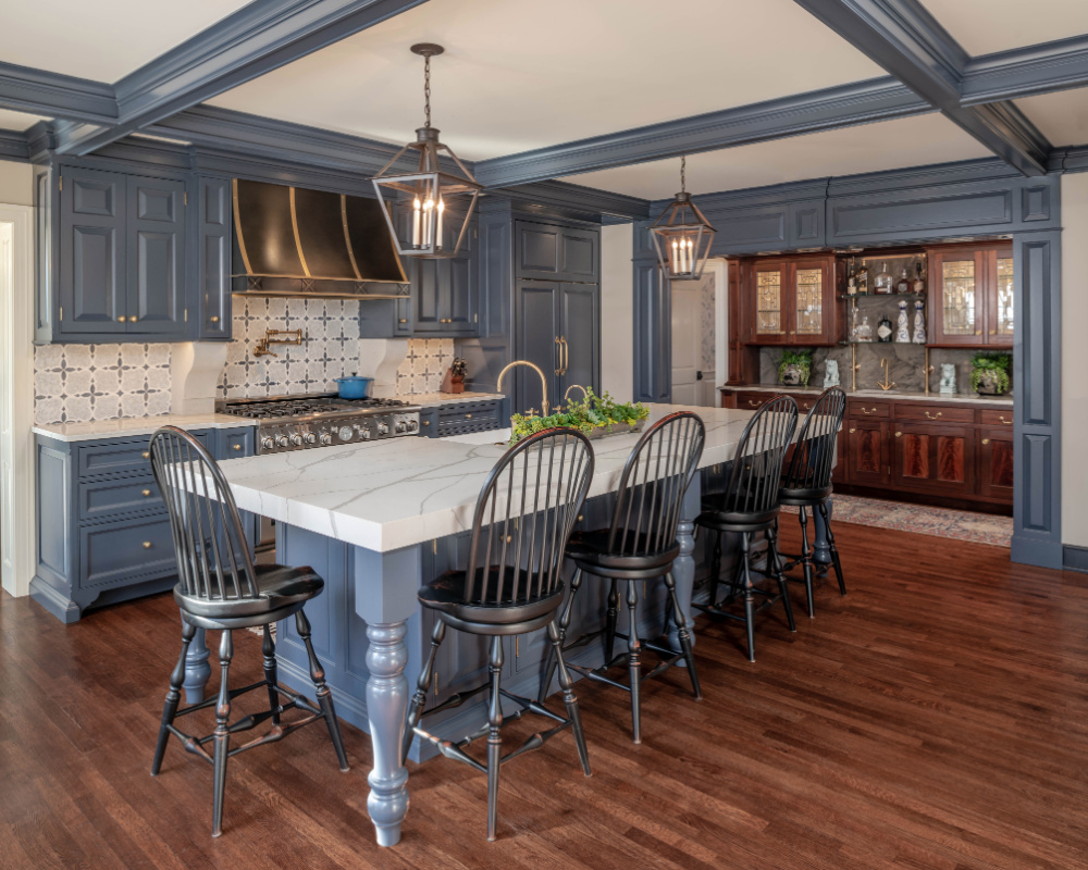 meadowbank-designs-kitchen-design-blue-cabinets-marble-island-countertop