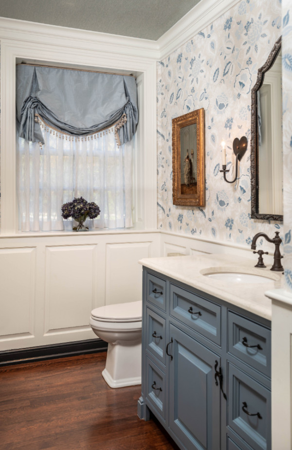 powder-room-bathroom-intreior-design-blue-gray-cabinets-wallpaper