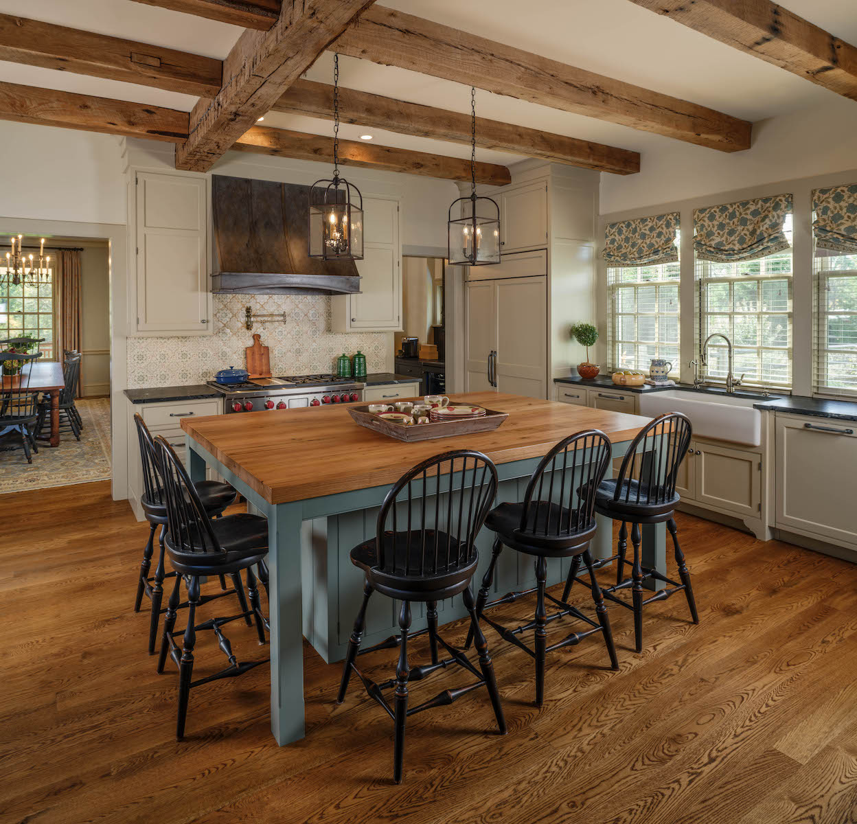 large-kitchen-island-black-barstool-meadowbank-designs