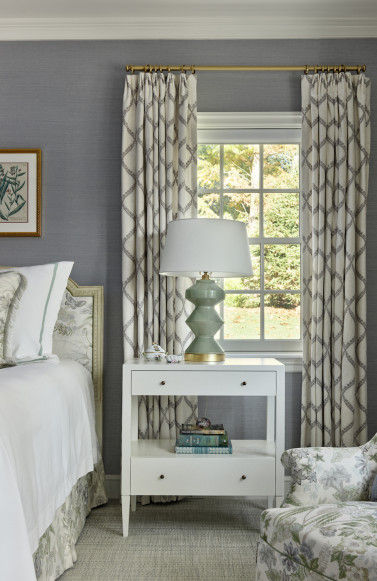 bedroom-nightstand-design-green-lamp-window-treatments