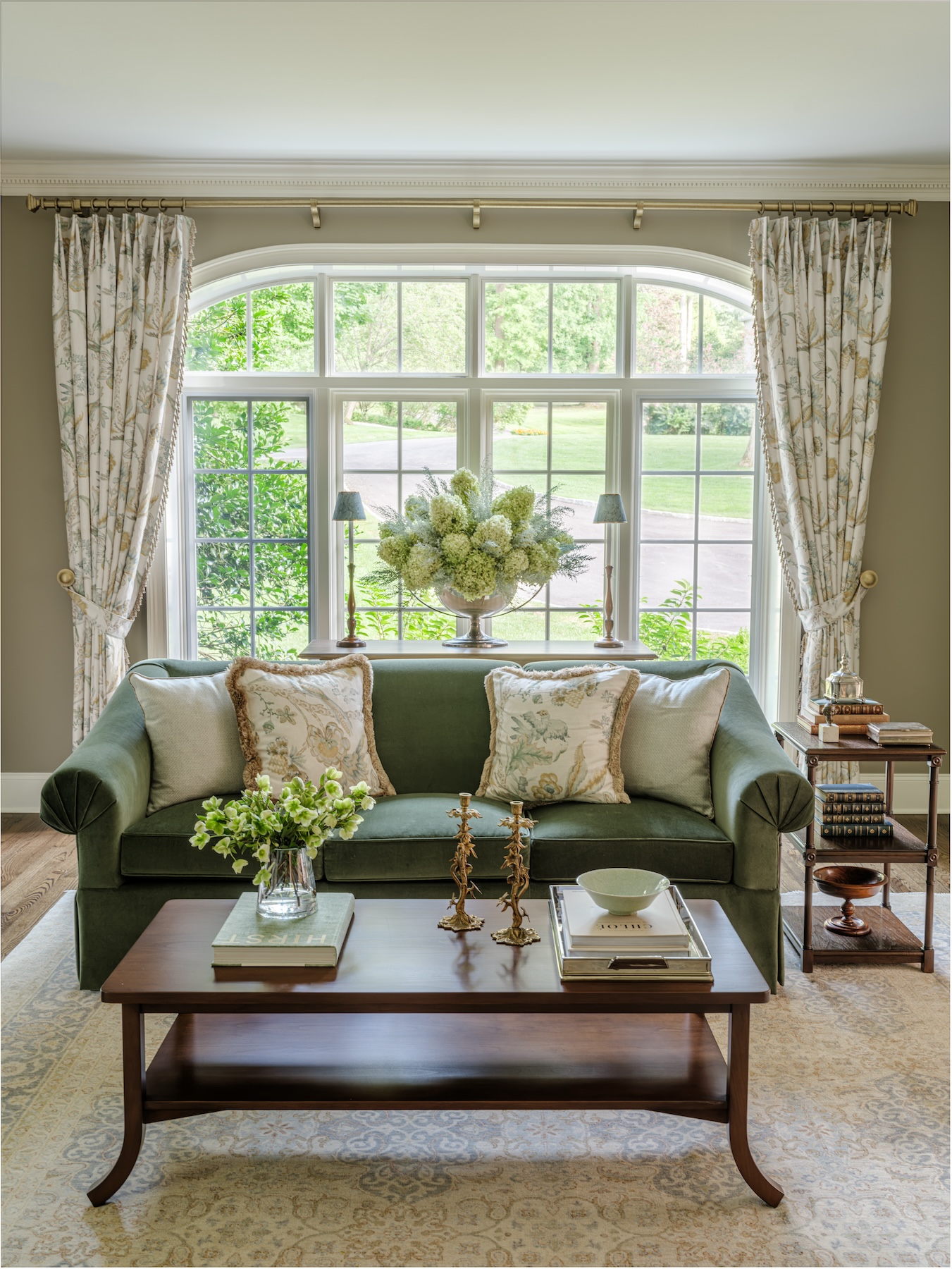 formal-living-room-philadelphia-main-line-meadowbank-designs